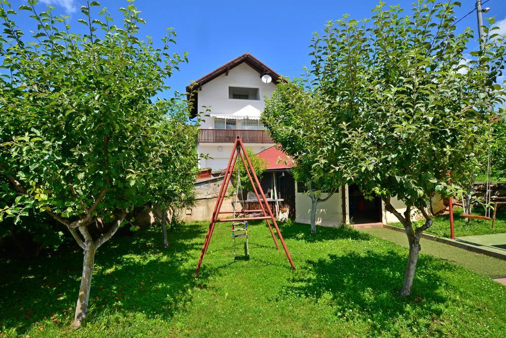Apartment Bastaja *